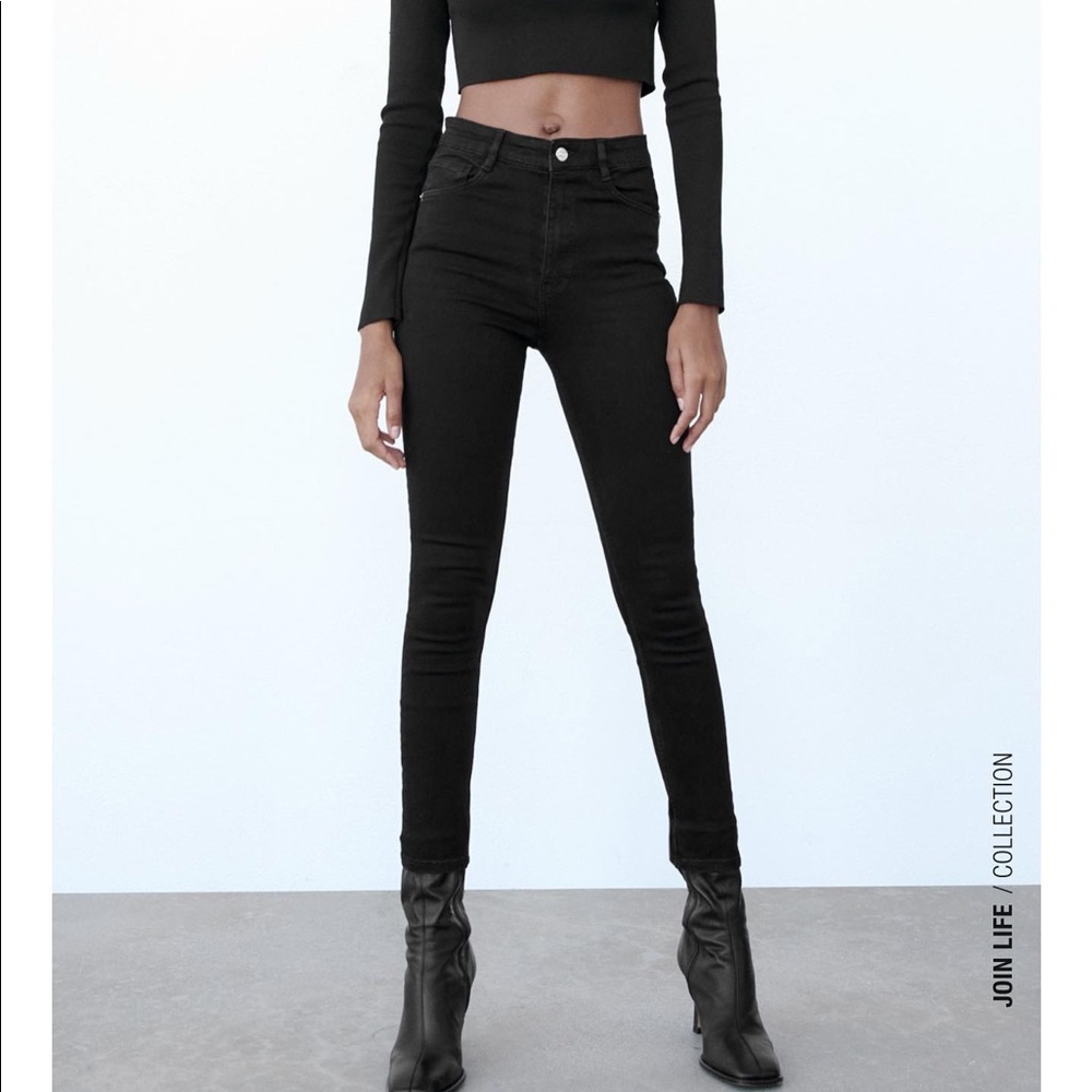 Hardly worn zara high rise black skinny jeans